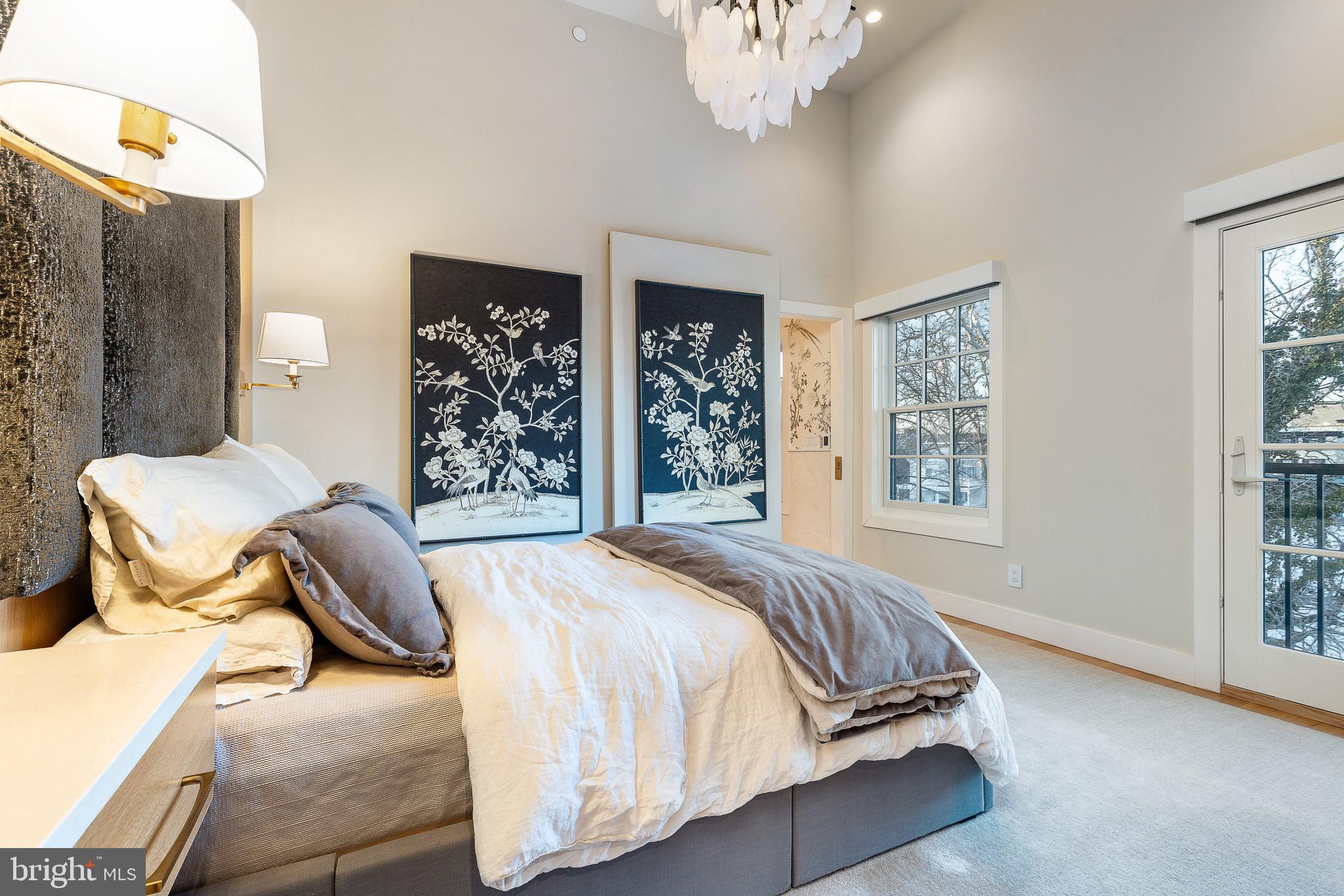 18 W MECHANIC STREET 4