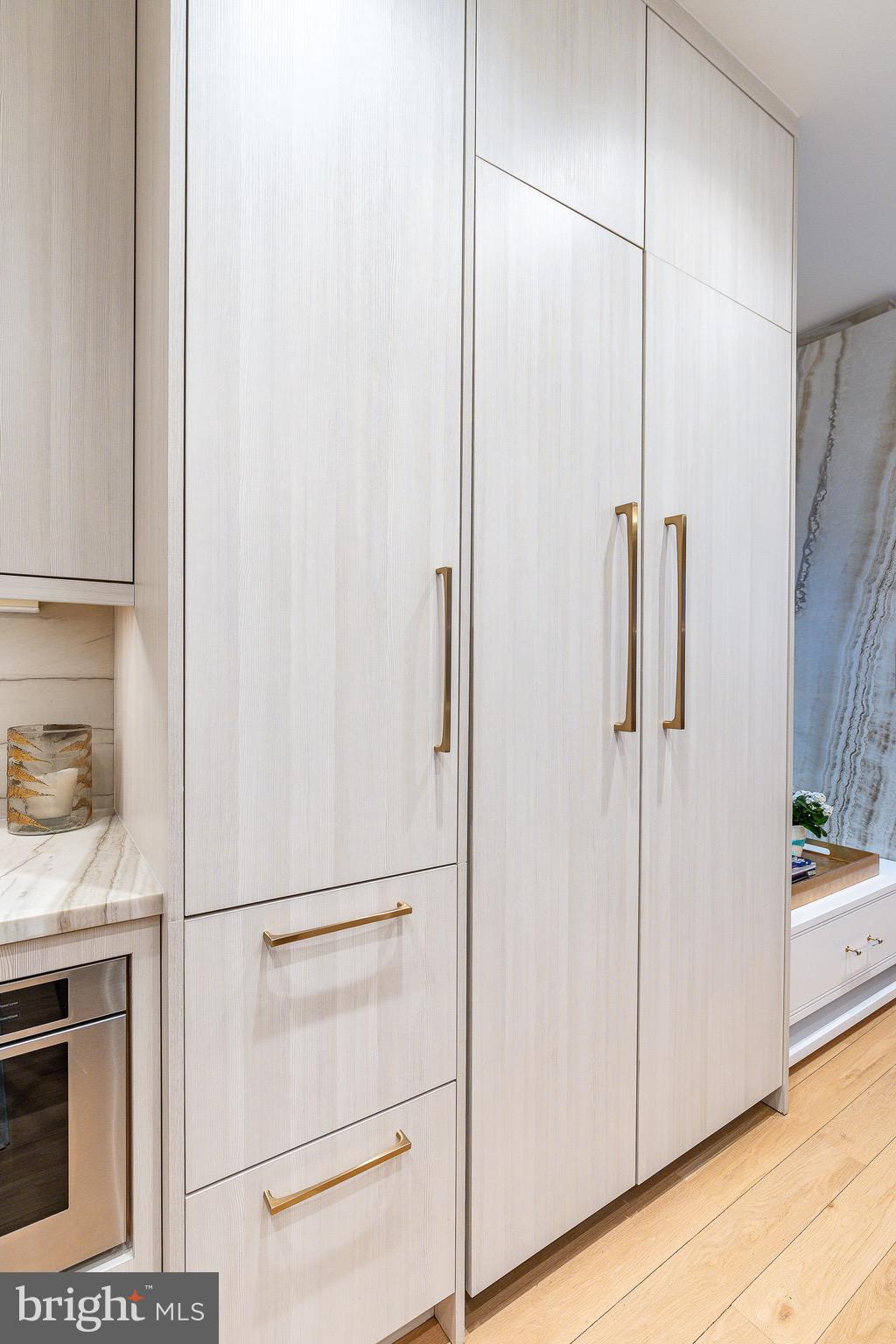 18 W MECHANIC STREET 4