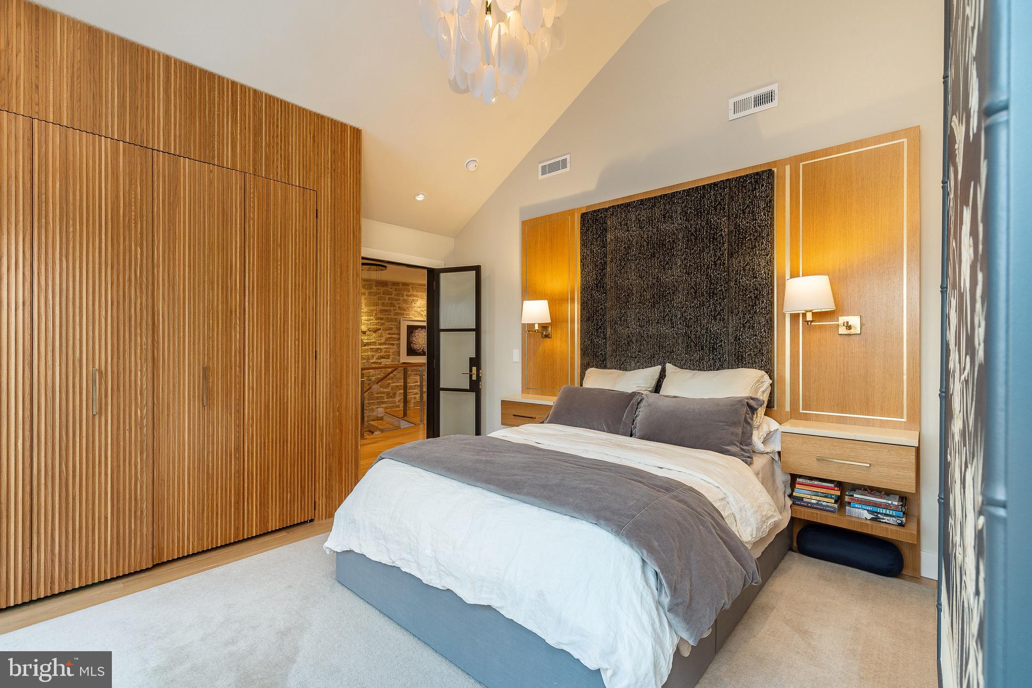 18 W MECHANIC STREET 4