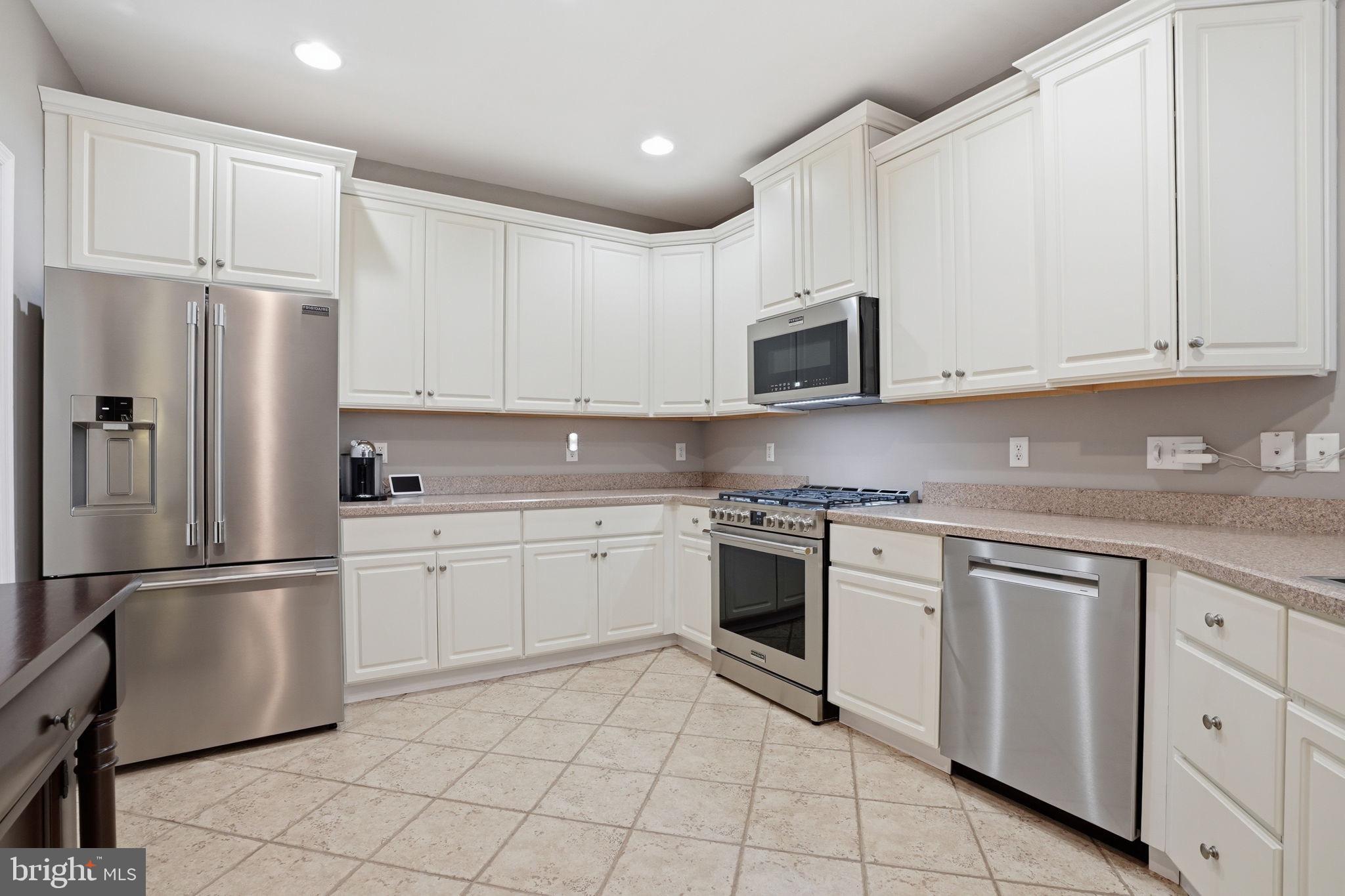 267 SHADY BROOK DRIVE 238