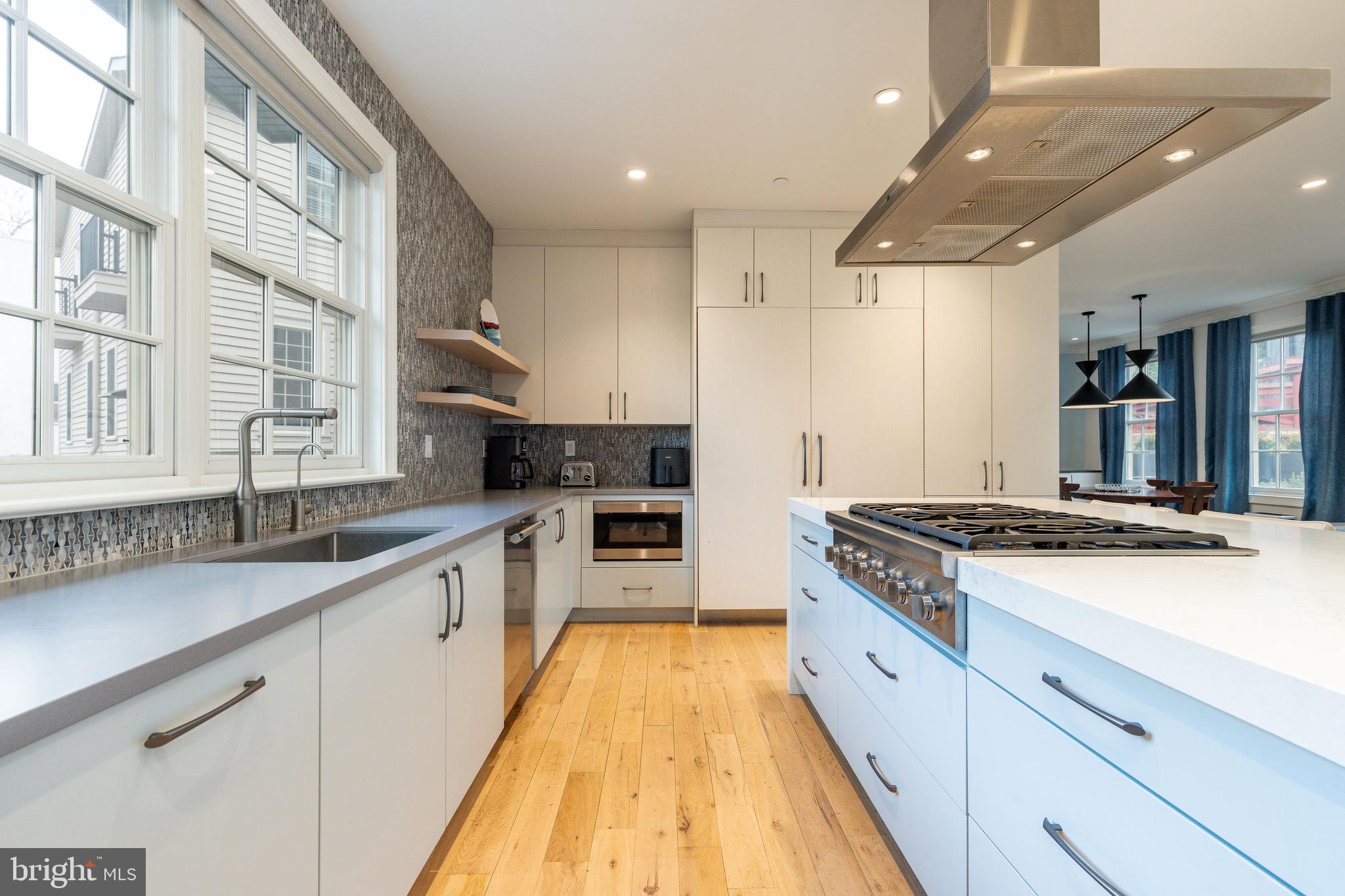 18 W MECHANIC STREET 1