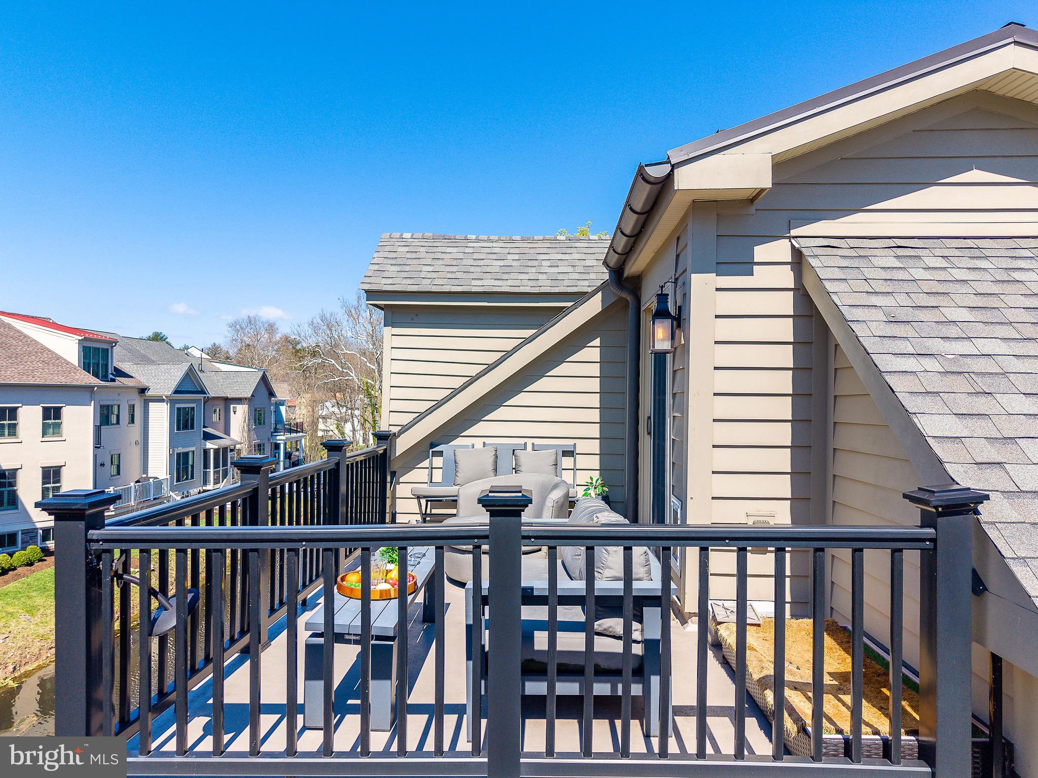 18 W MECHANIC STREET 1