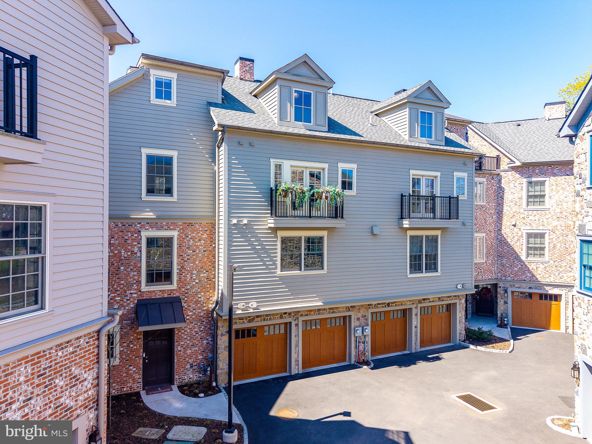 18 W MECHANIC STREET 1