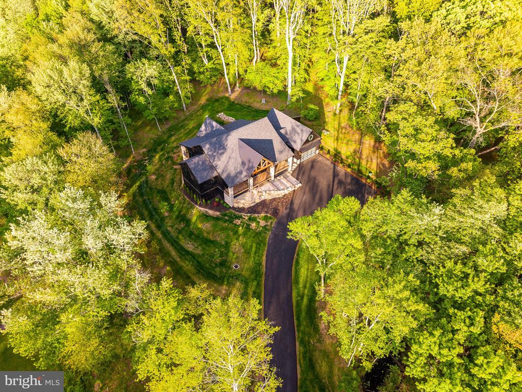 127 S SHADY RETREAT ROAD