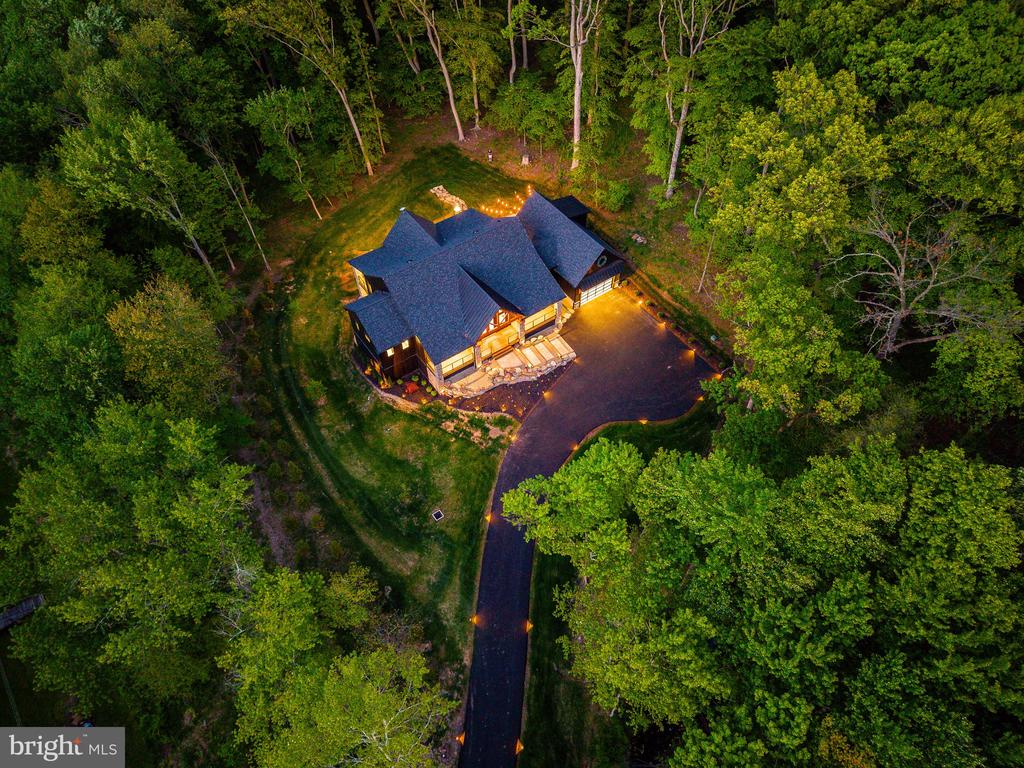 127 S SHADY RETREAT ROAD