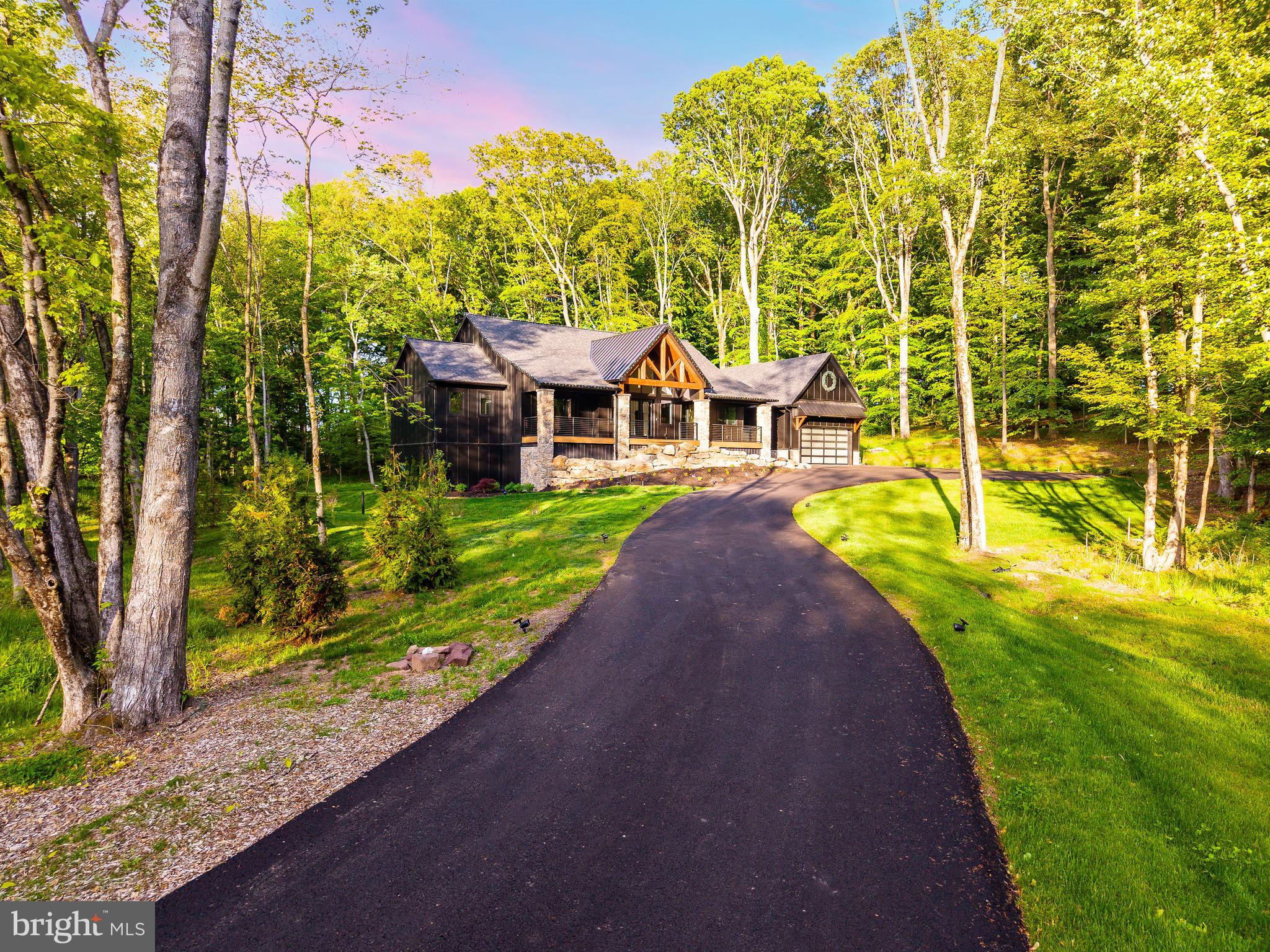 127 S SHADY RETREAT ROAD