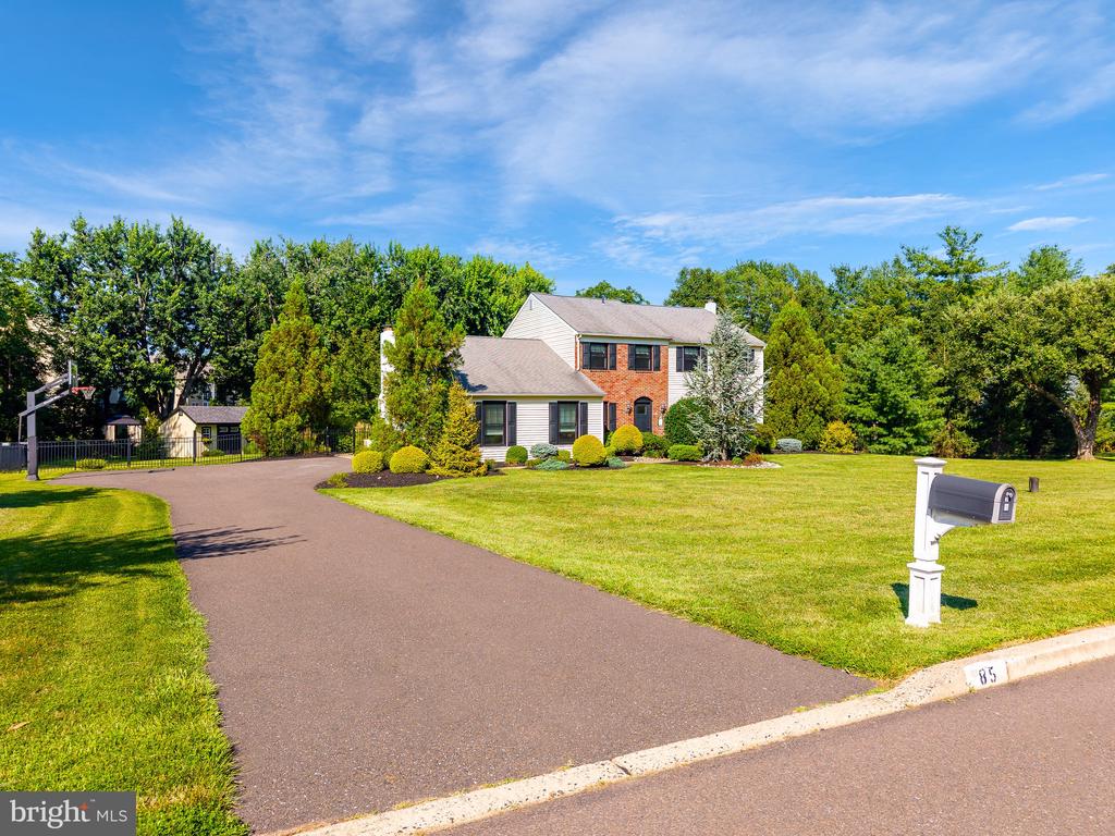 85 WHEATSHEAF ROAD