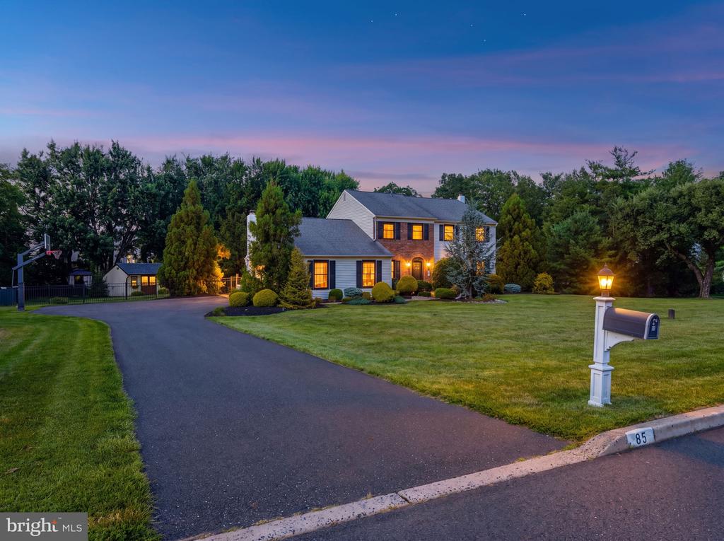 85 WHEATSHEAF ROAD