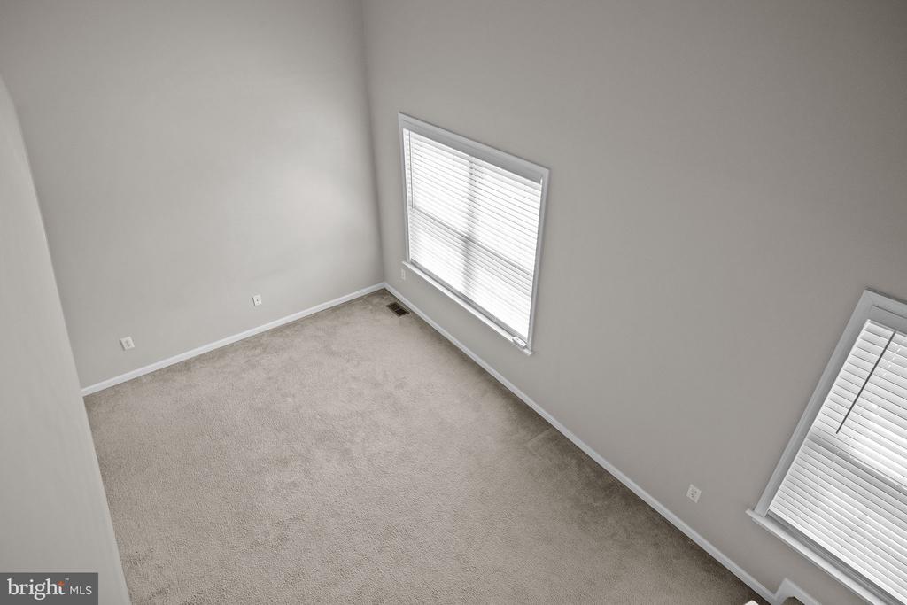 618 SONGBIRD COURT Unit: 177