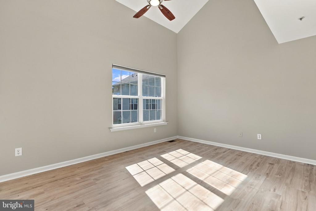 213 TANAGER COURT Unit: 258