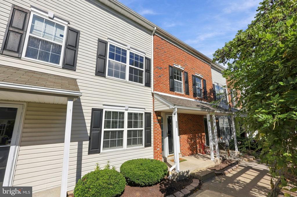 213 TANAGER COURT Unit: 258