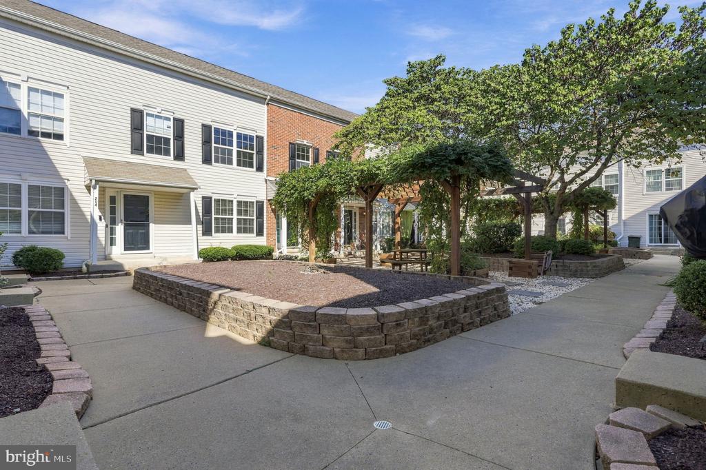 213 TANAGER COURT Unit: 258