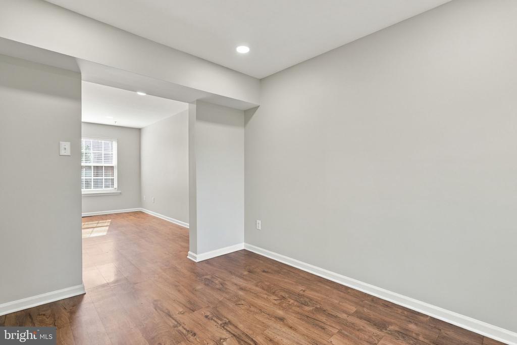 213 TANAGER COURT Unit: 258