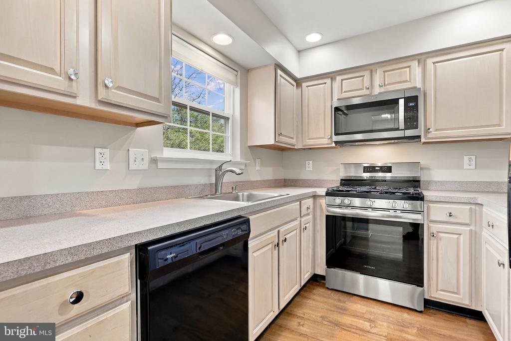 213 TANAGER COURT Unit: 258