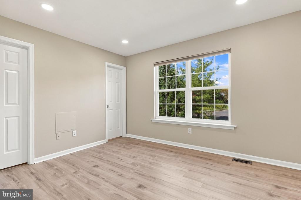213 TANAGER COURT Unit: 258