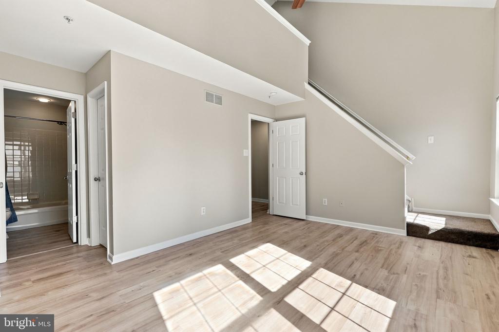 213 TANAGER COURT Unit: 258