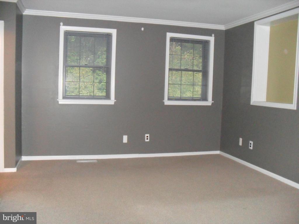 204 ARCHER COURT
