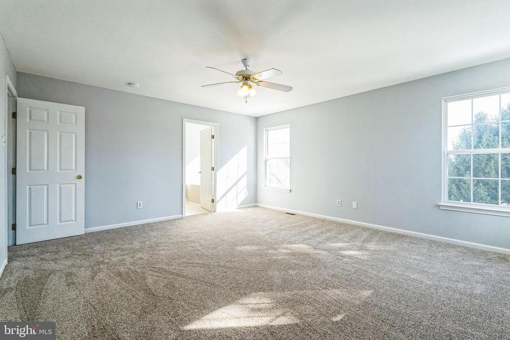 820 OLD GREENHILL ROAD