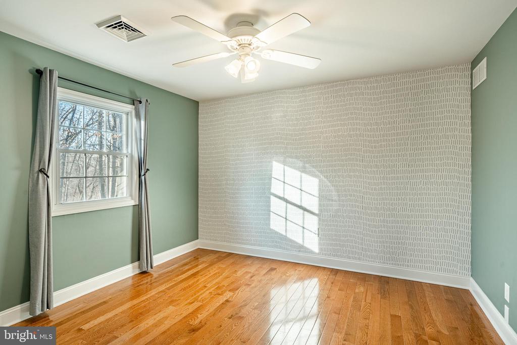 1424 FEDERAL DRIVE