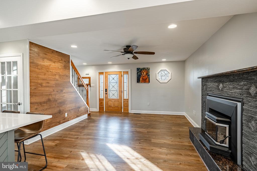 1424 FEDERAL DRIVE
