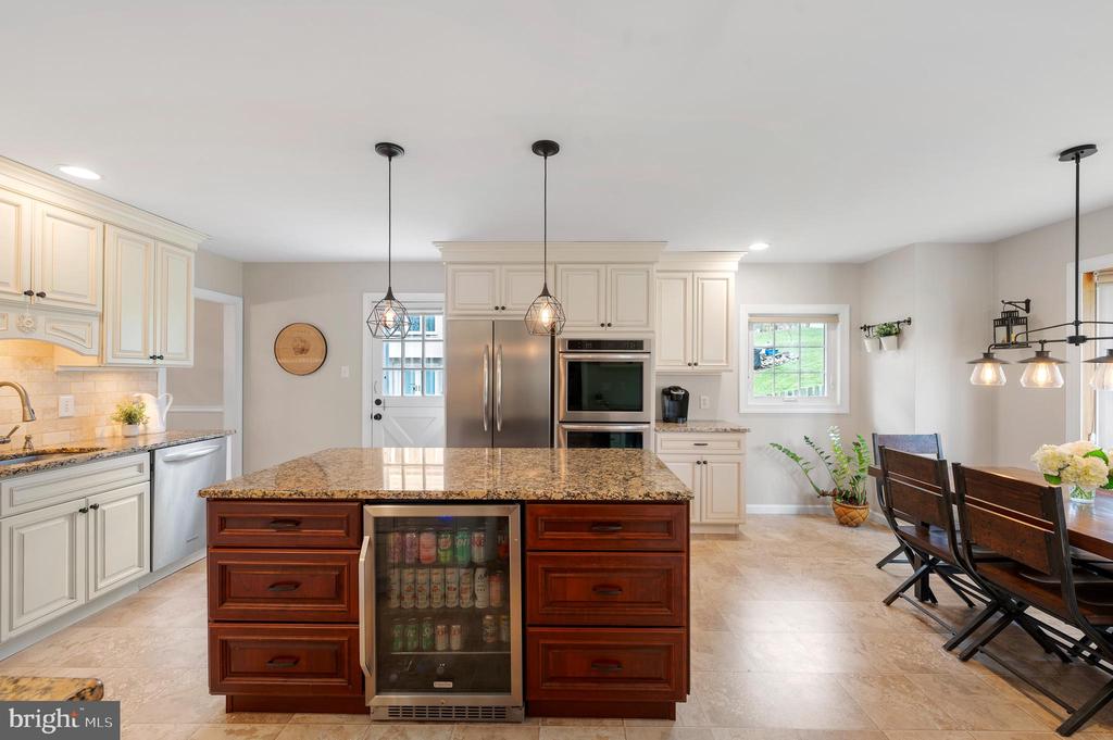 392 FRIENDSHIP DRIVE