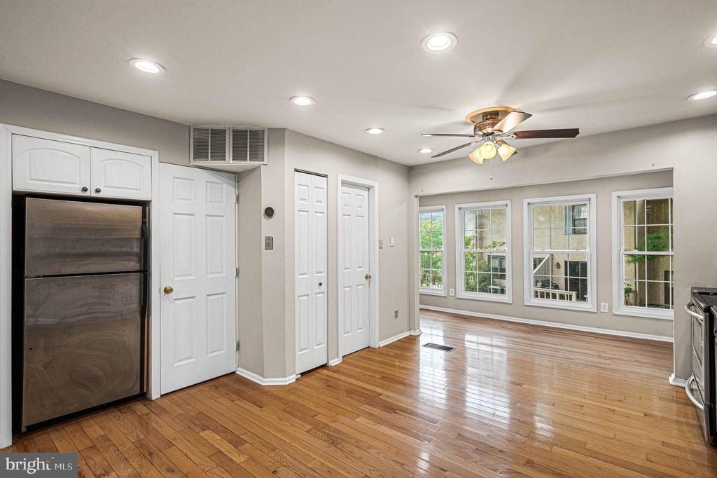 358 NEW MARKET COURT