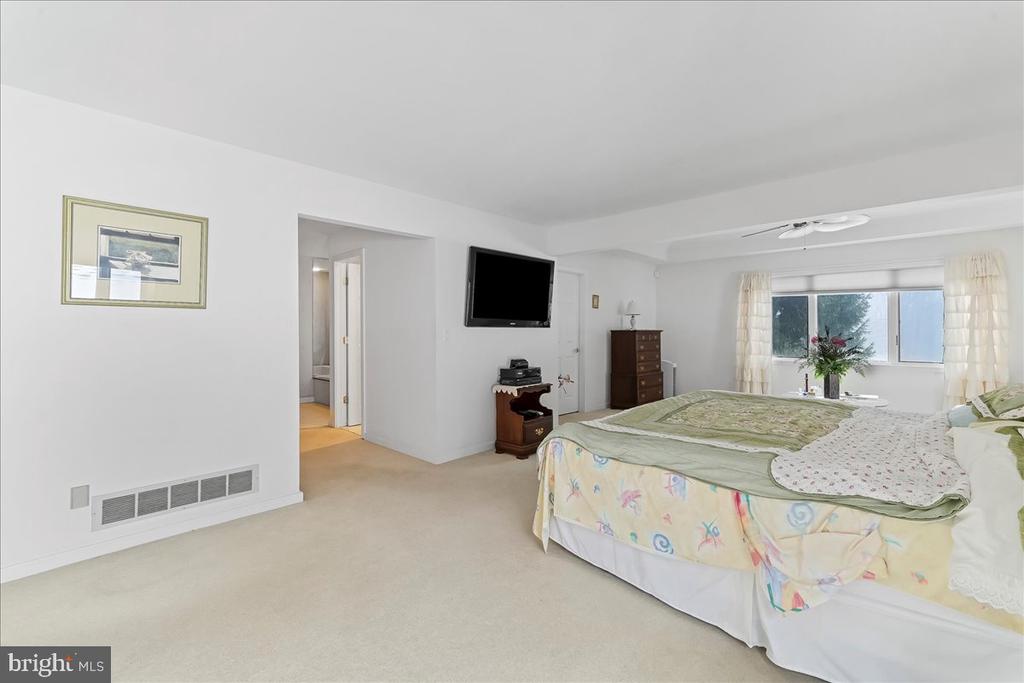 531 CHANDLER MILL ROAD