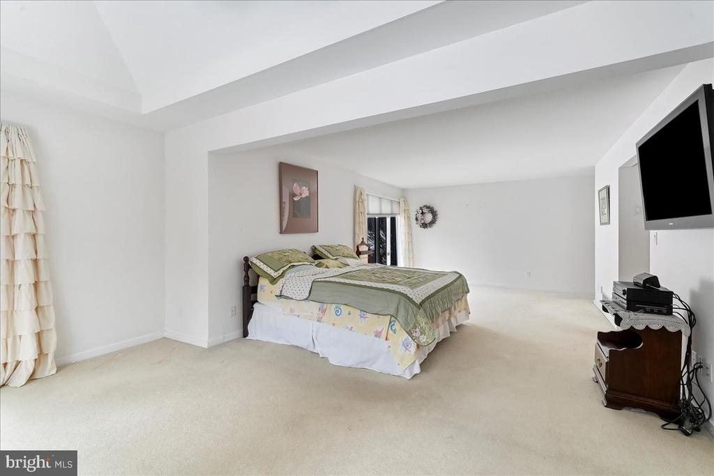 531 CHANDLER MILL ROAD