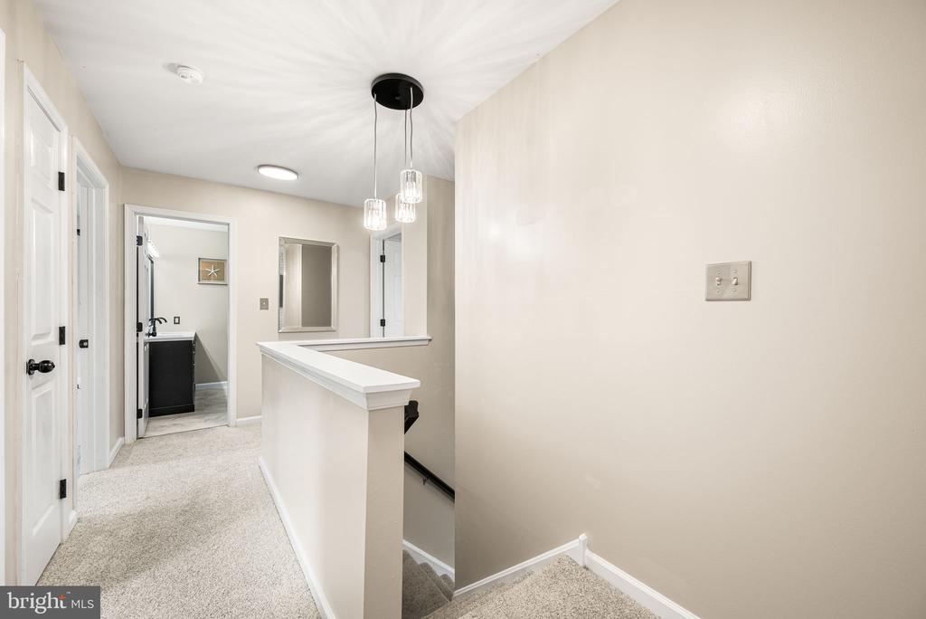 55 RAMBLEWOOD DRIVE