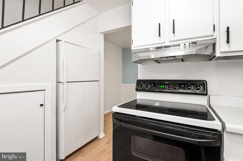 508 SUMMIT HOUSE Unit: 508