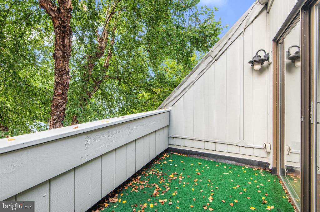 508 SUMMIT HOUSE Unit: 508