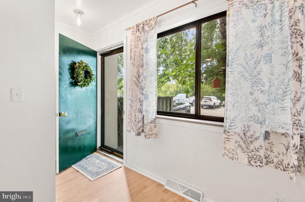 508 SUMMIT HOUSE Unit: 508