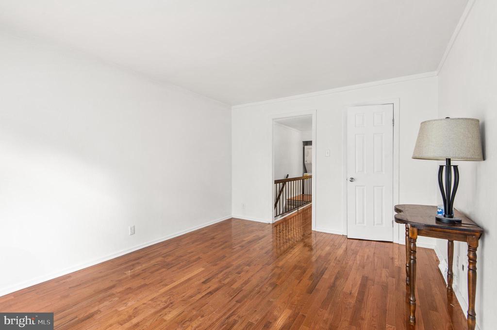 508 SUMMIT HOUSE Unit: 508