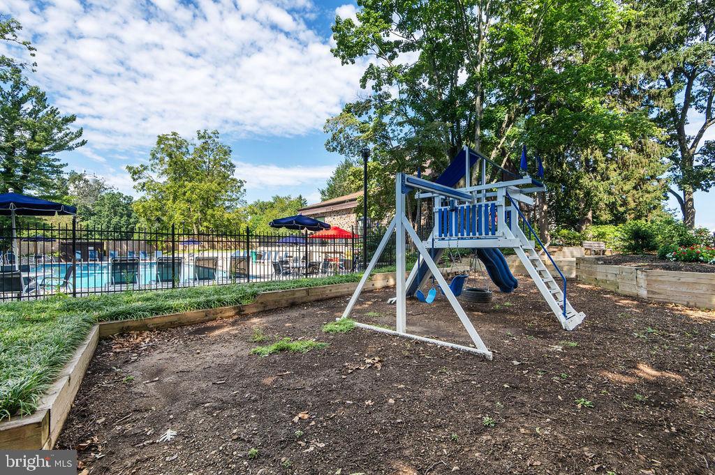 508 SUMMIT HOUSE Unit: 508