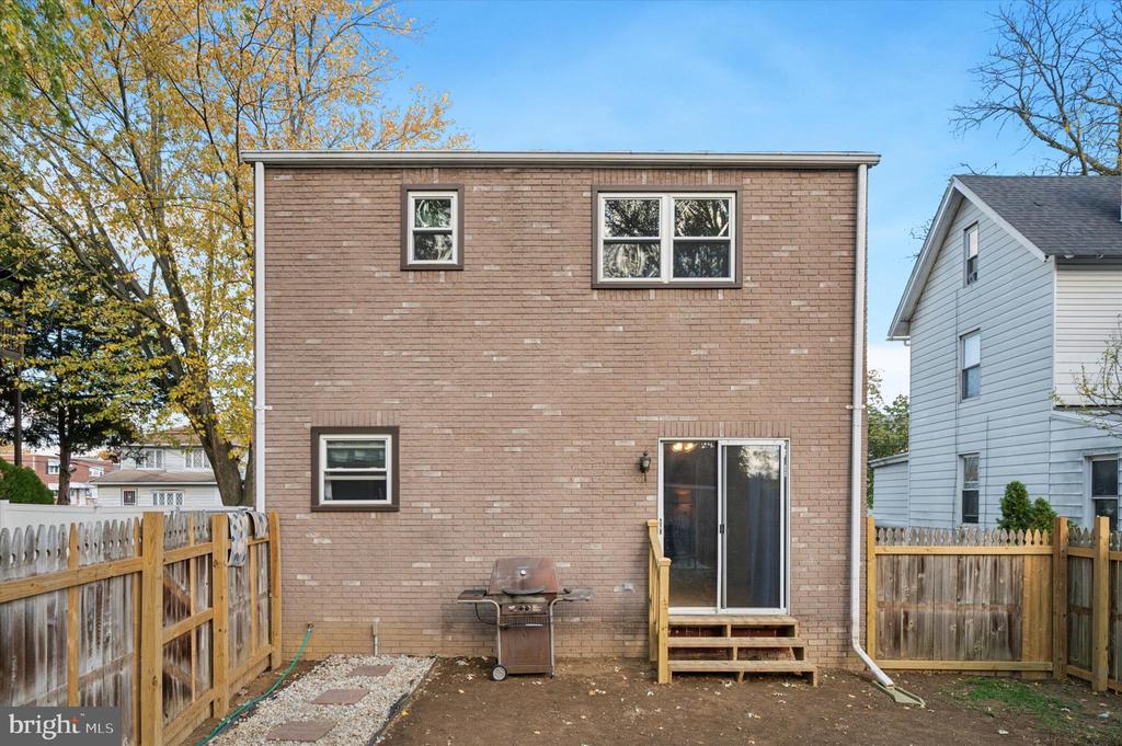 230 FELTON