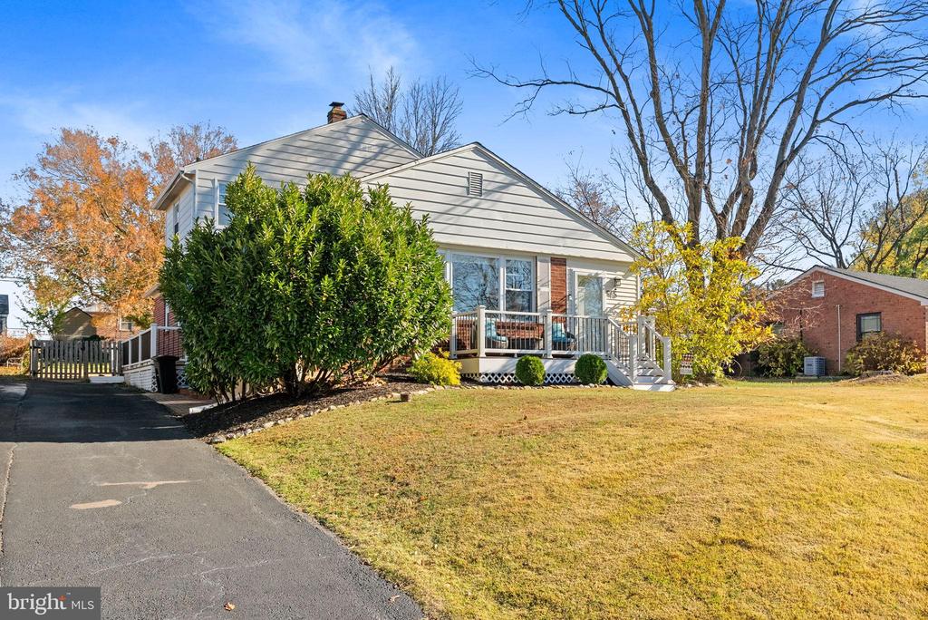 945 CHURCH ROAD