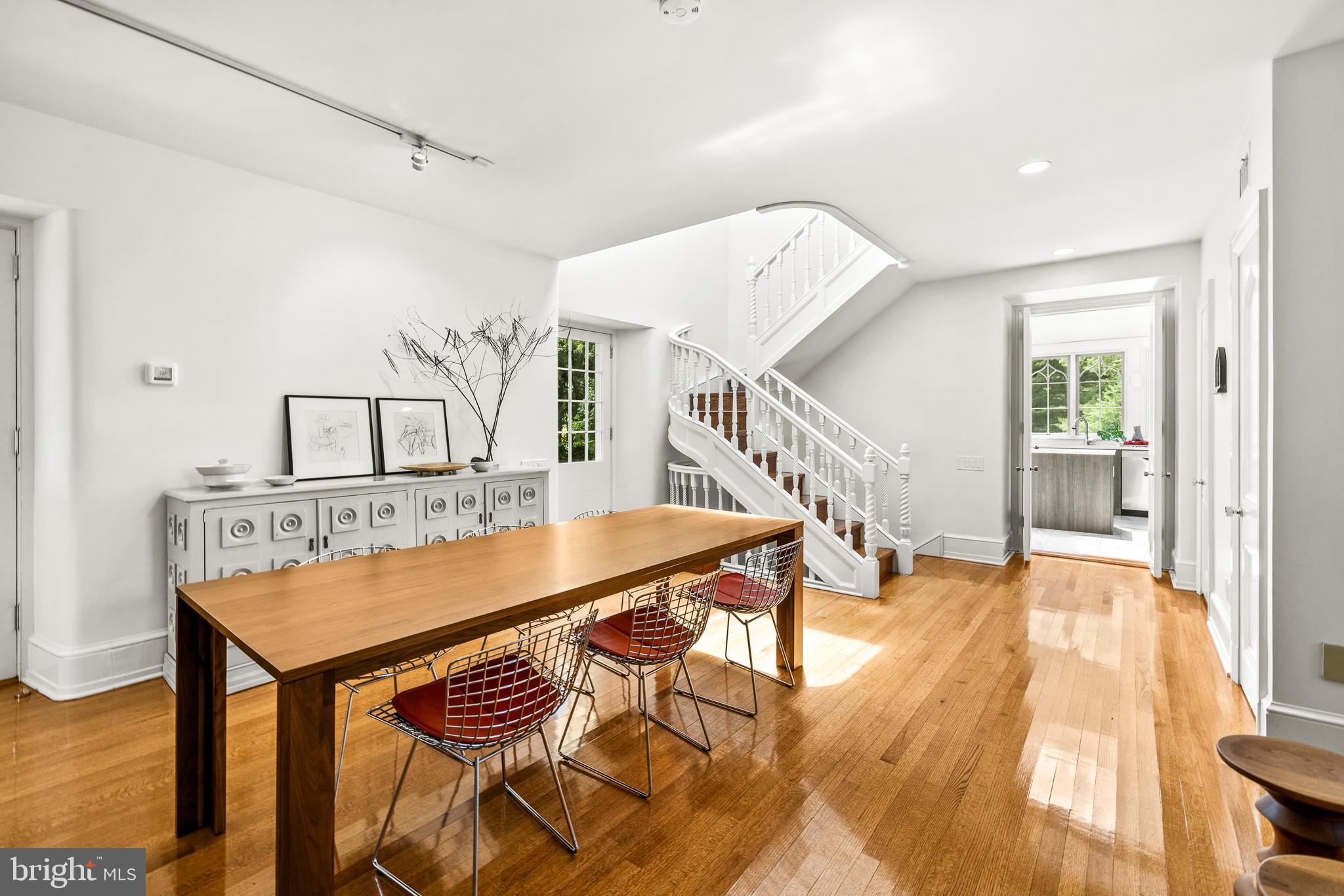 20 W OLD GULPH ROAD