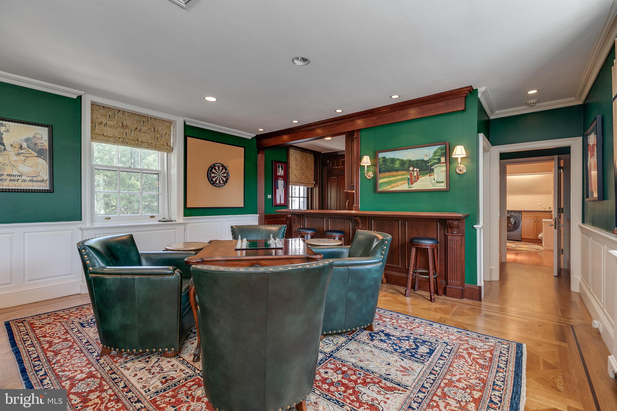 1101 LAFAYETTE ROAD
