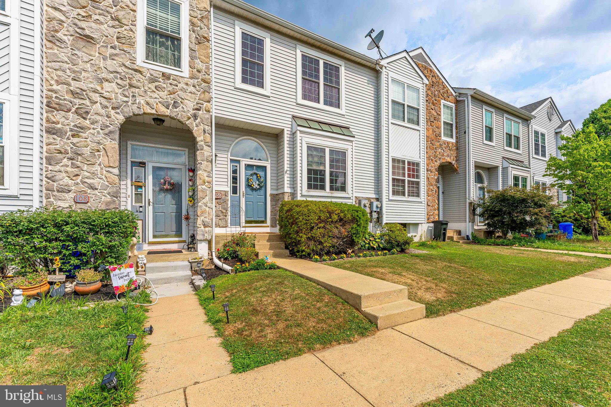 106 Spruce Ln