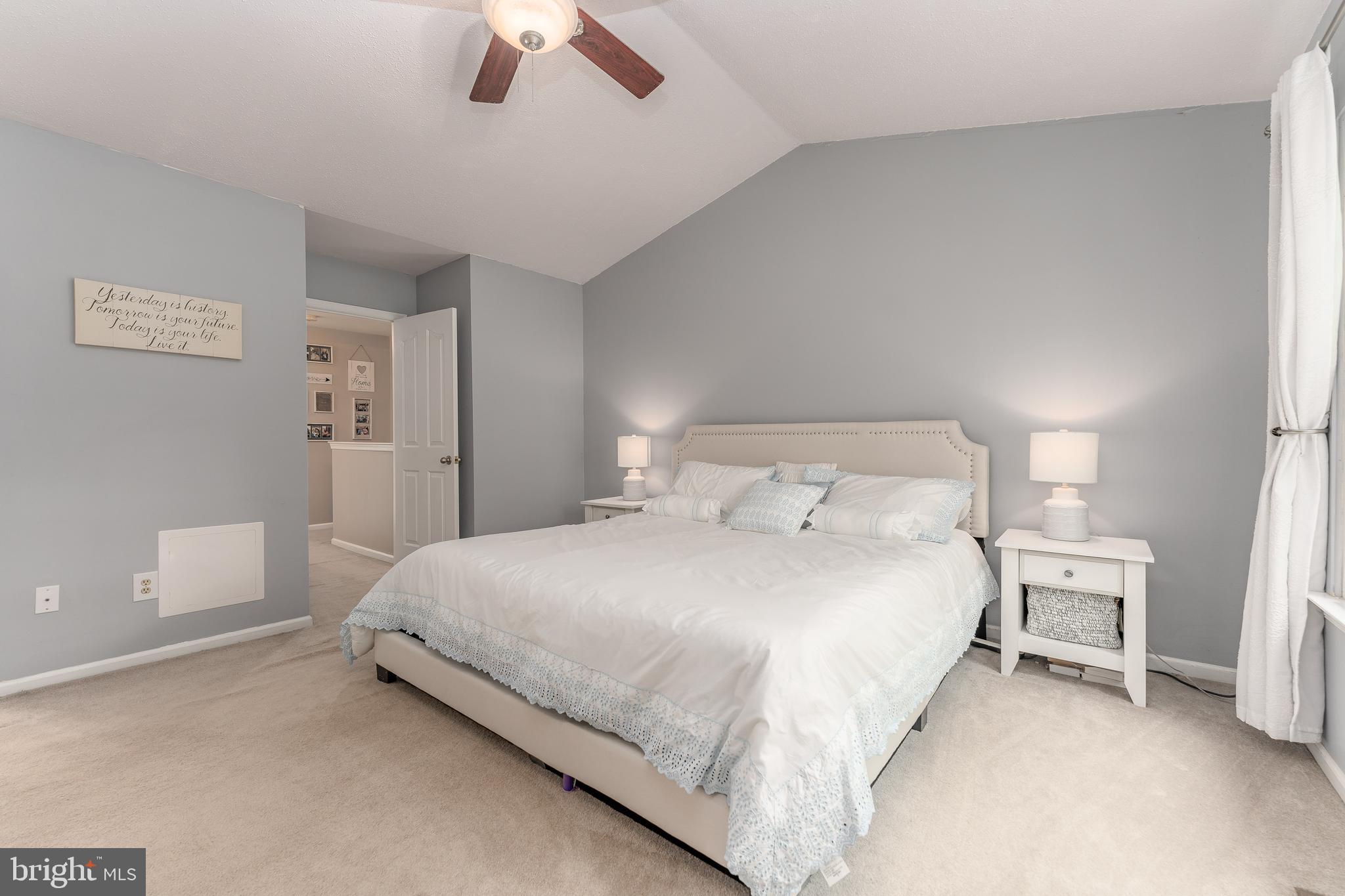 106 Spruce Ln