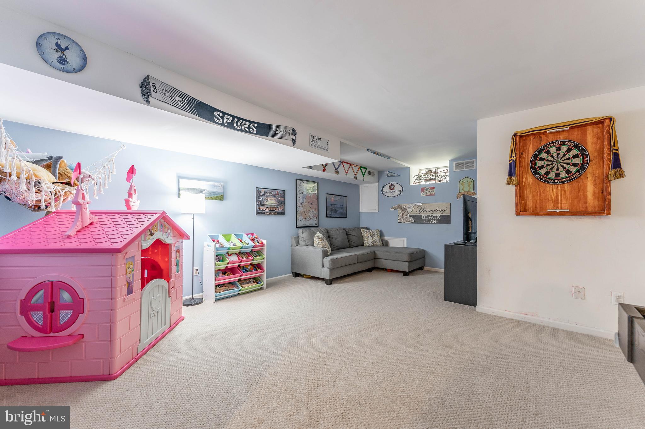 106 Spruce Ln