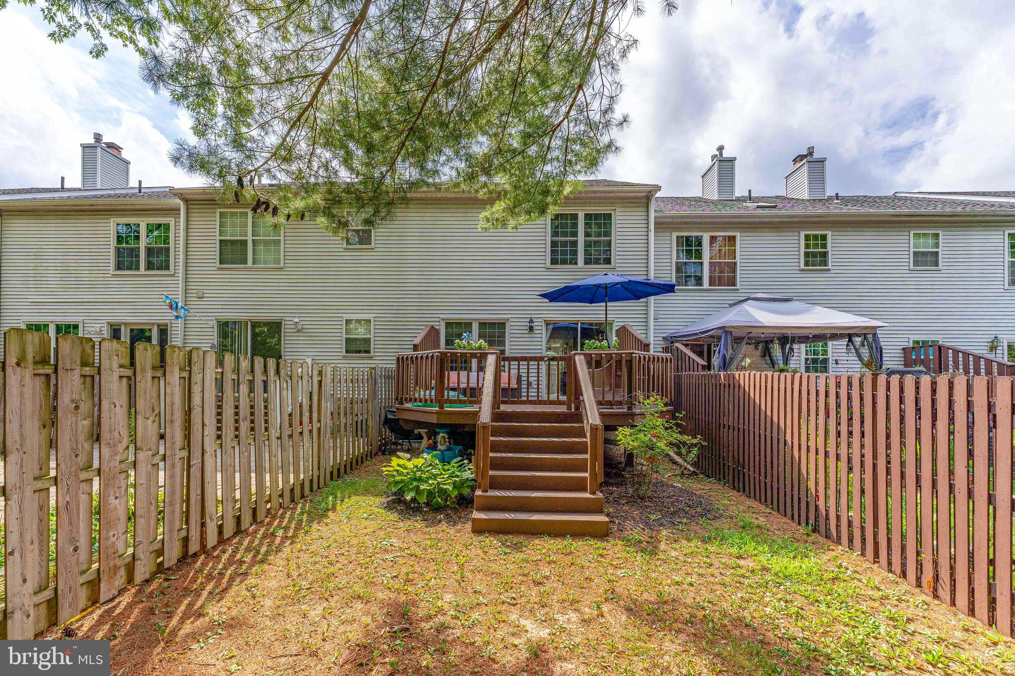 106 Spruce Ln