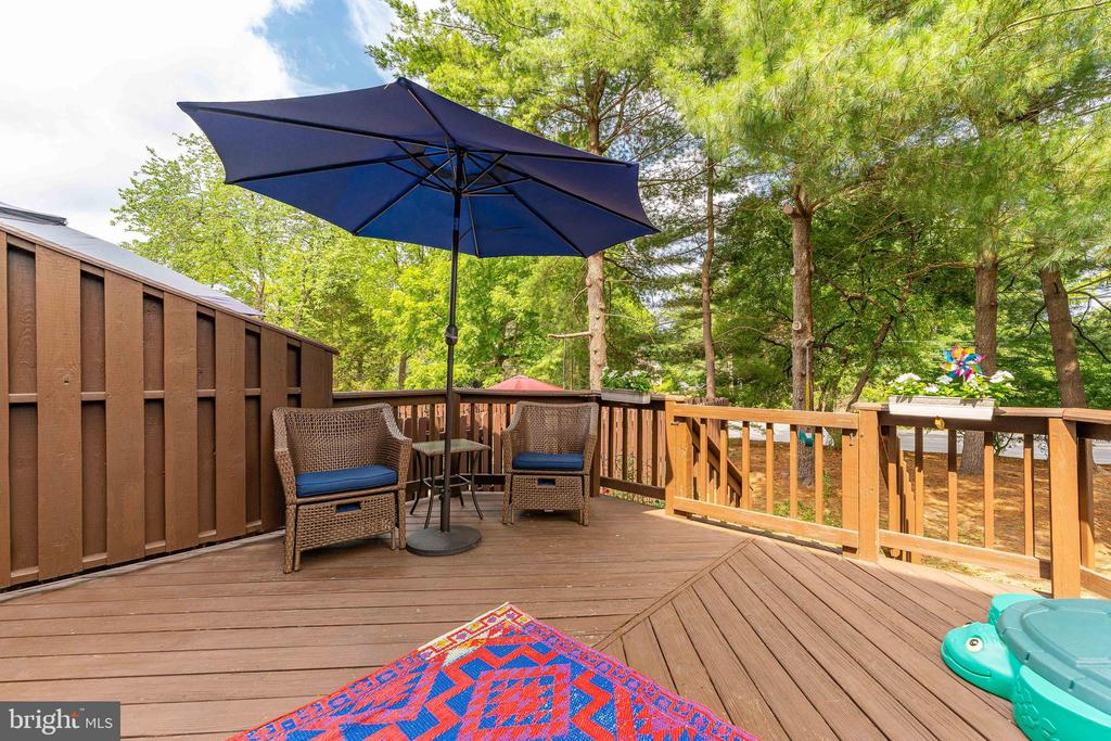 106 Spruce Ln