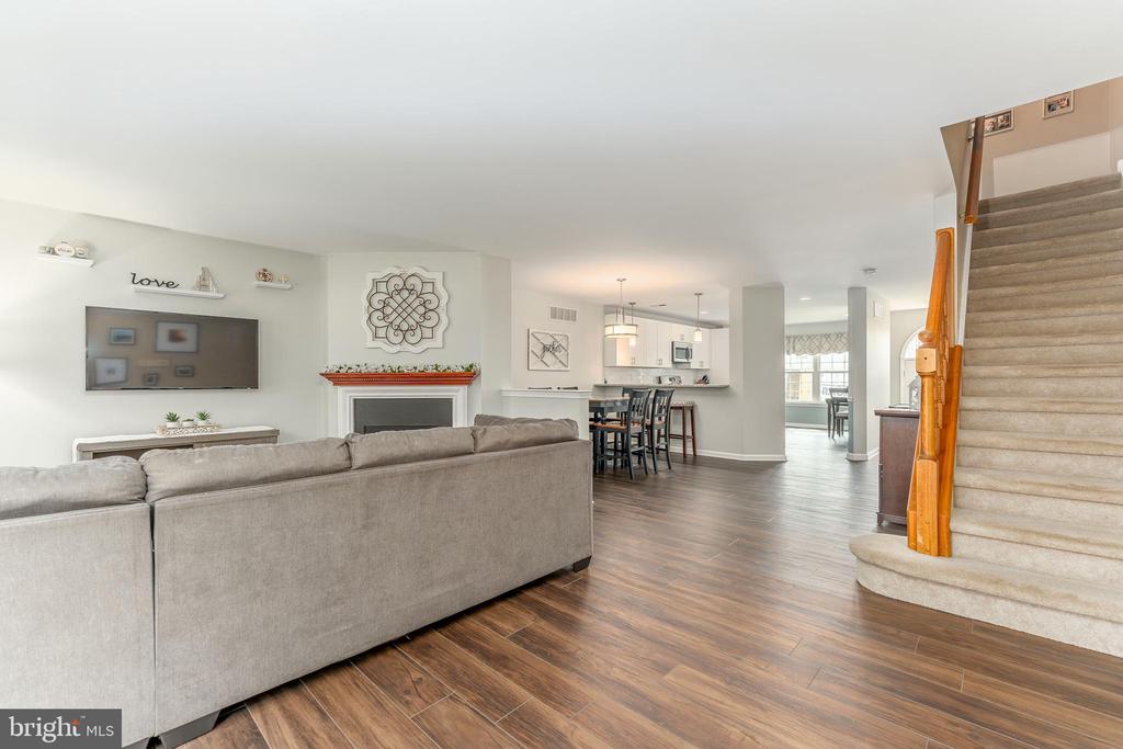 106 Spruce Ln