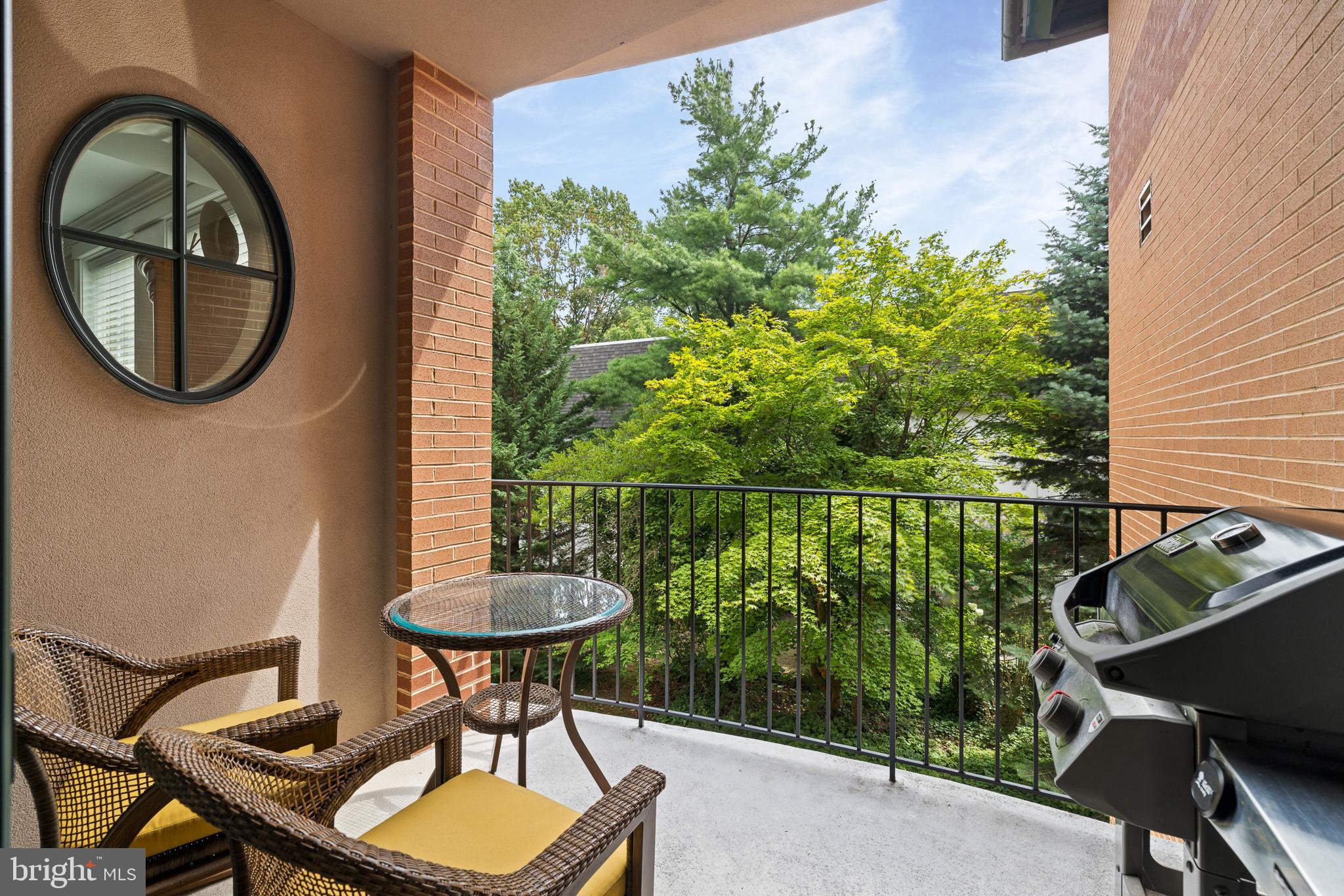 115 E Montgomery Ave #2-B