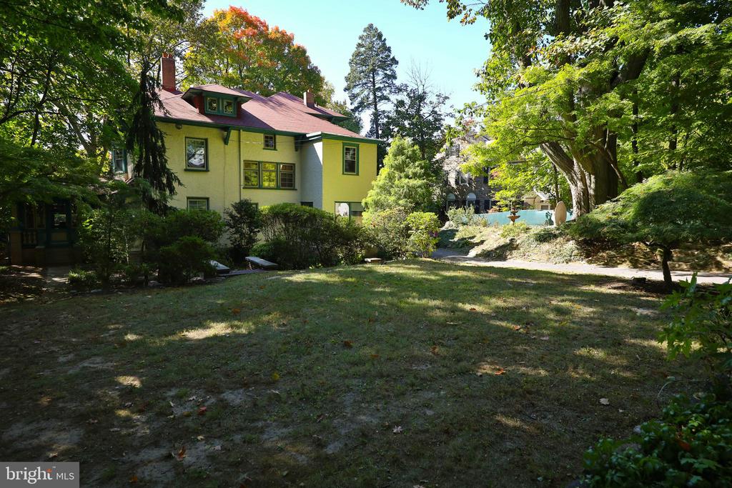1009 SHARPLESS ROAD
