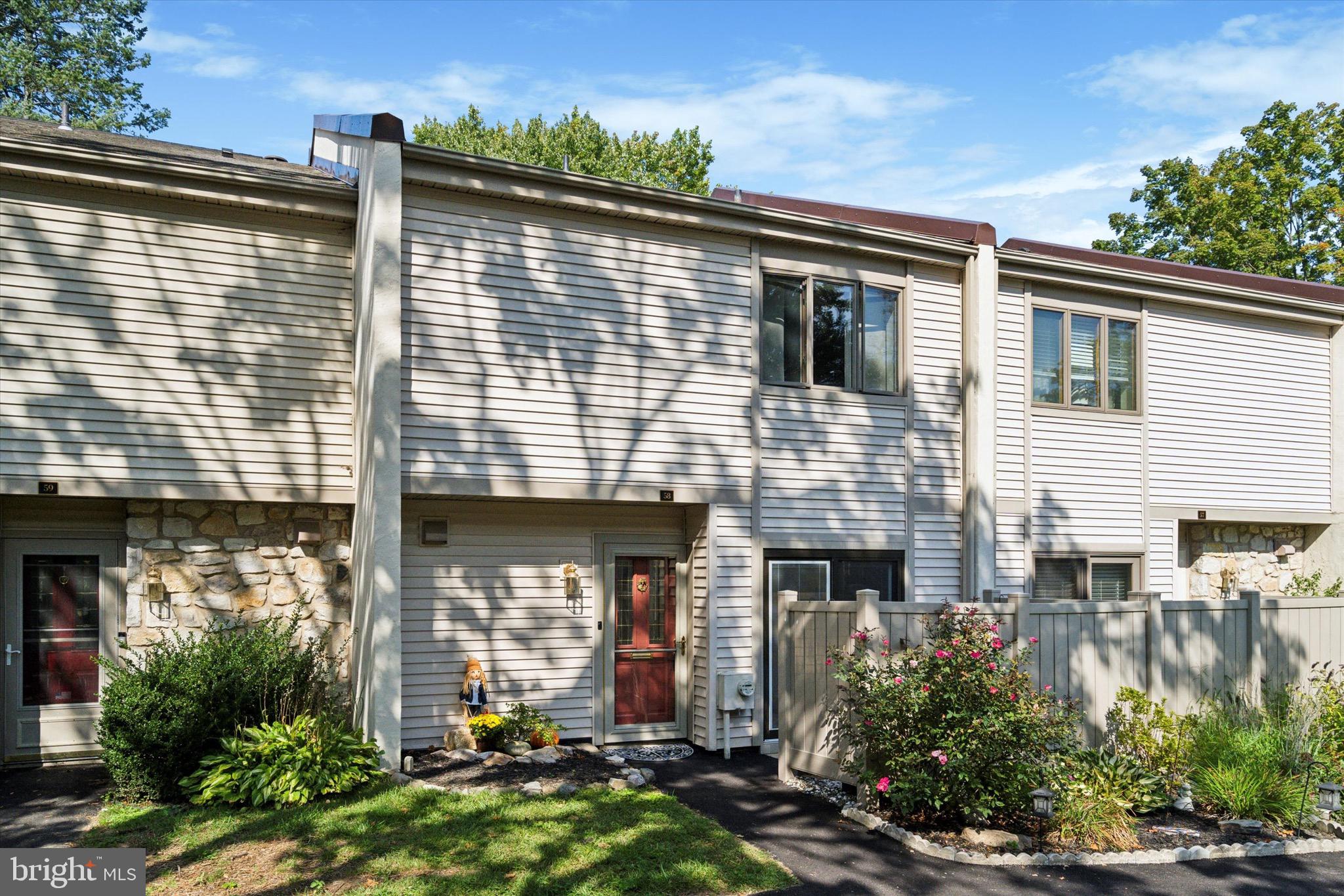 58 Twin Brooks Dr