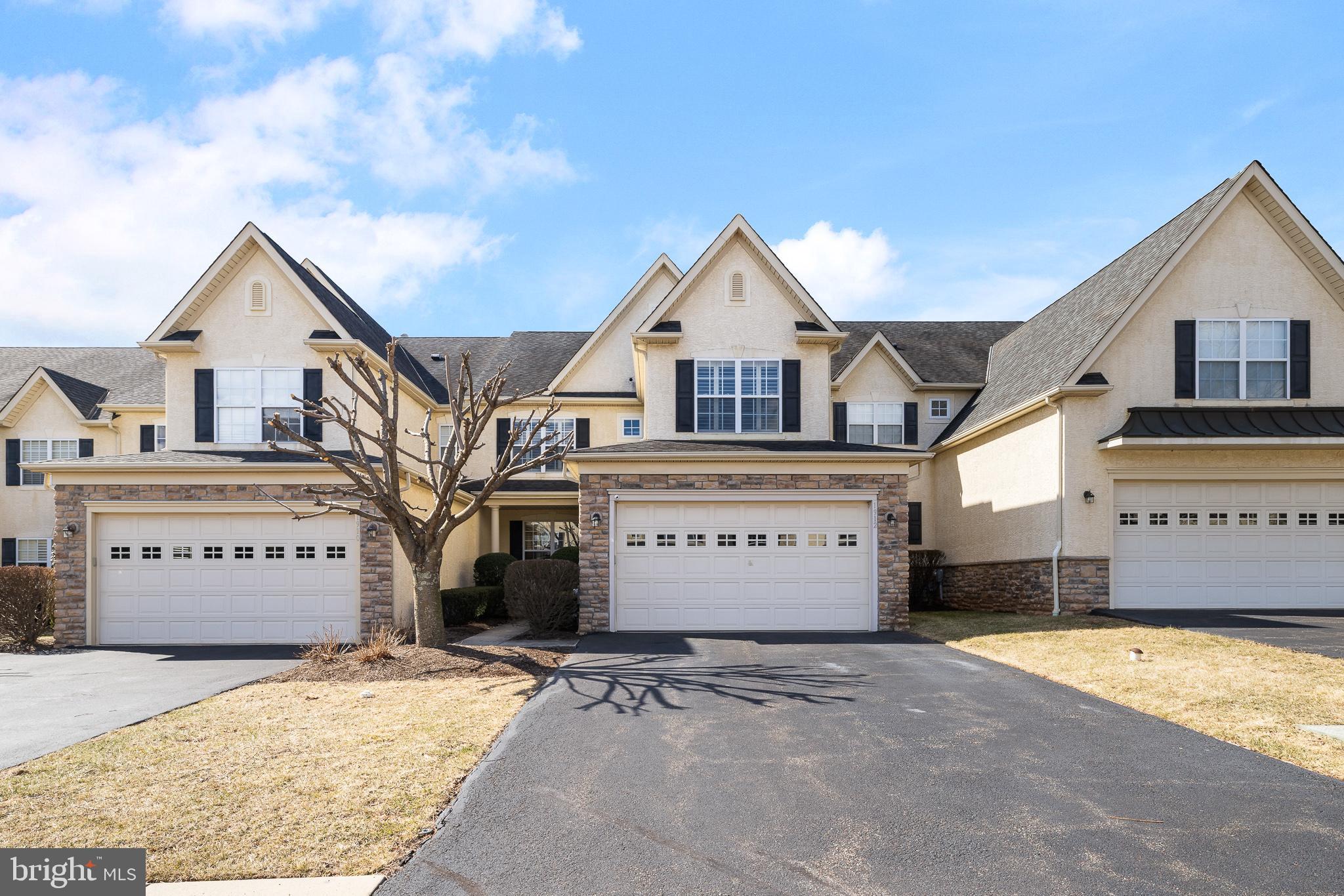 1912 Whitetail Way