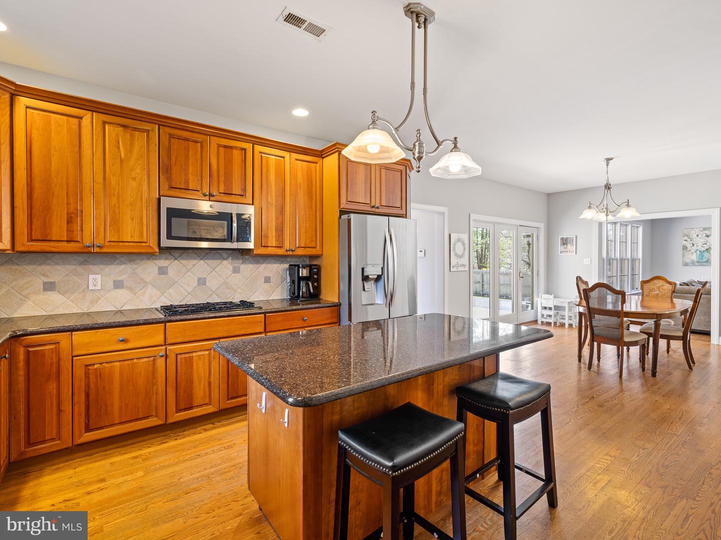 1211 Fairacres Rd