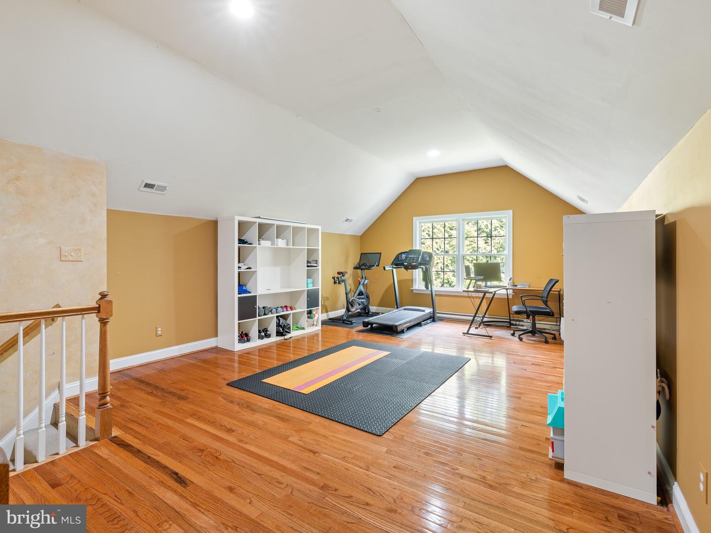 1211 Fairacres Rd